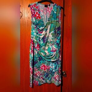Ladies Floral Dress Size XL